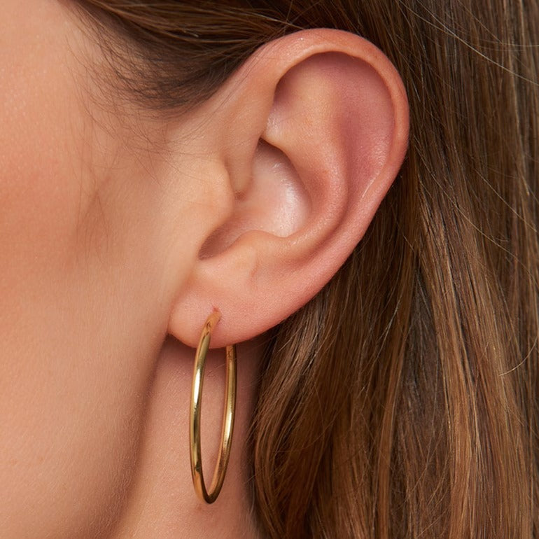 Essential Hoops - 14 karat gold hoop earring